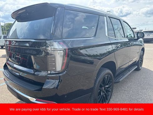 Used 2025 Chevrolet Tahoe Premier AWD/4WD image 7