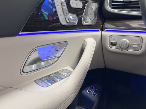 Certified 2025 Mercedes-Benz GLE 450e 4MATIC image 22
