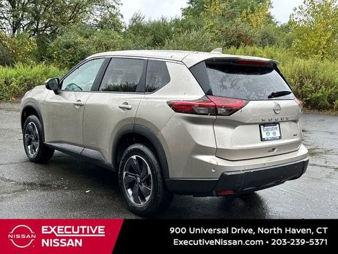 New 2026 Nissan Rogue SV image 4