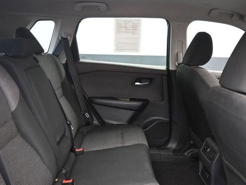 Used 2023 Nissan Rogue SV FWD image 13