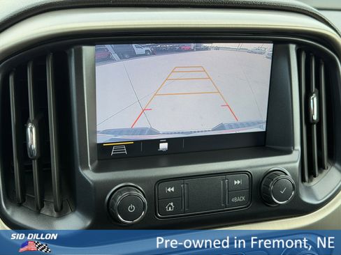 Certified 2022 GMC Canyon Denali image 9