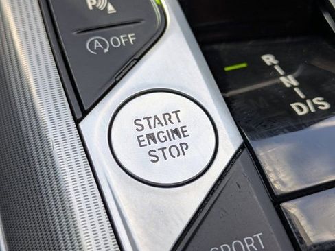 Used 2024 BMW 430i Convertible w/ M Sport Package image 22