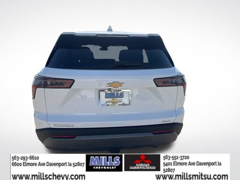 Used 2025 Chevrolet Equinox LT FWD image 4