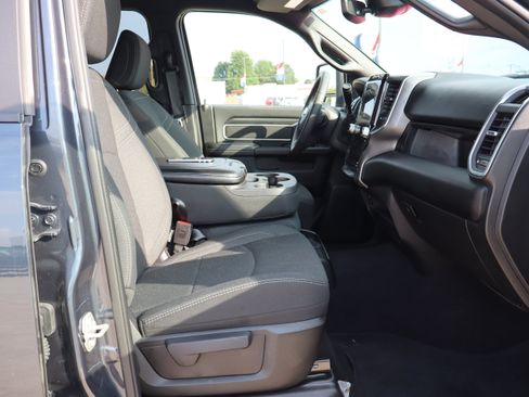Used 2026 RAM 2500 Big Horn AWD/4WD image 12