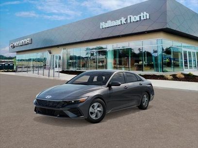 New 2026 Hyundai Elantra SE