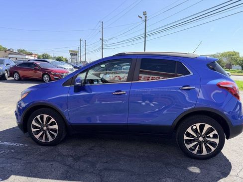 Used 2017 Buick Encore Essence FWD image 3