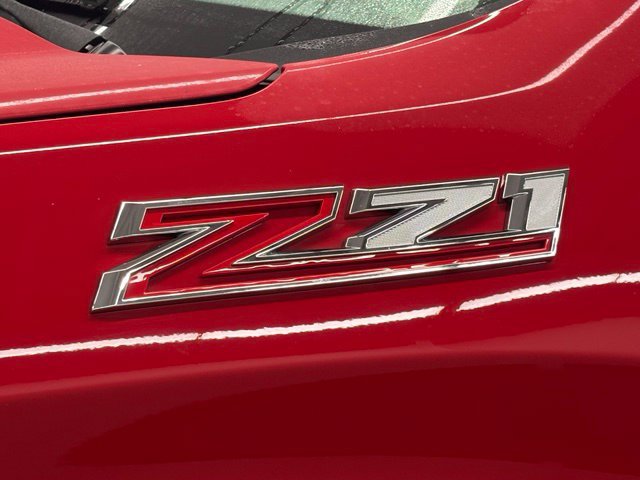 Used 2022 Chevrolet Silverado 1500 LT AWD/4WD image 7