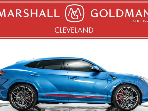 Used 2025 Lamborghini Urus SE image 1