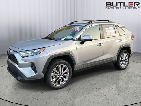 Certified 2023 Toyota RAV4 XLE Premium FWD image 2