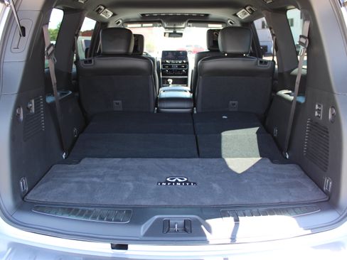 Used 2023 INFINITI QX80 Sensory w/ Cargo Package AWD/4WD image 6