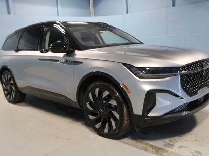 New 2026 Lincoln Nautilus Reserve w/ Jet Appearance Package