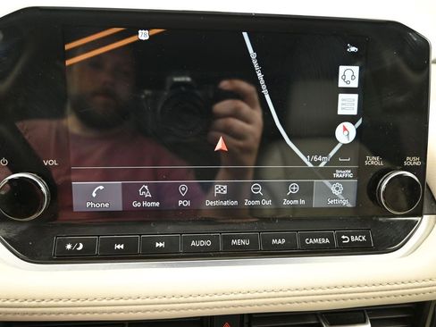 Used 2022 Nissan Rogue SL w/ SL Premium Package FWD image 16