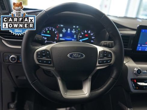 Used 2023 Ford Explorer XLT w/ Equipment Group 202A AWD/4WD image 21