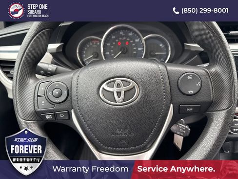 Used 2015 Toyota Corolla LE image 16