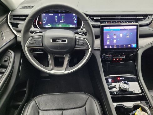 Used 2022 Jeep Grand Cherokee Limited 4xe w/ Luxury Tech Group II image 22