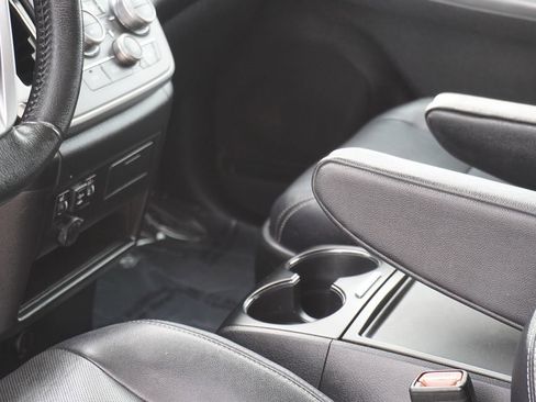 Used 2020 Toyota Sienna SE image 26