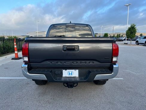 Used 2023 Toyota Tacoma SR5 RWD image 5
