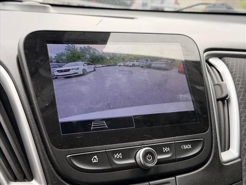 Used 2023 Chevrolet Malibu LT FWD image 27