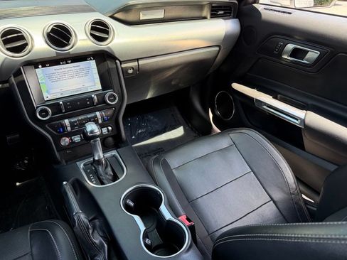 Used 2019 Ford Mustang GT Premium RWD image 41