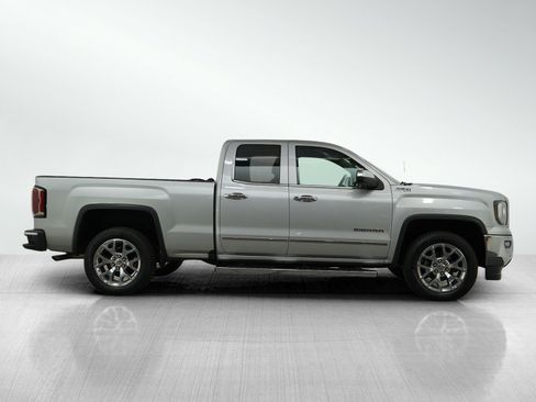 Used 2017 GMC Sierra 1500 SLT w/ SLT Premium Package image 6