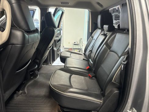 Used 2024 RAM 2500 Laramie AWD/4WD image 35