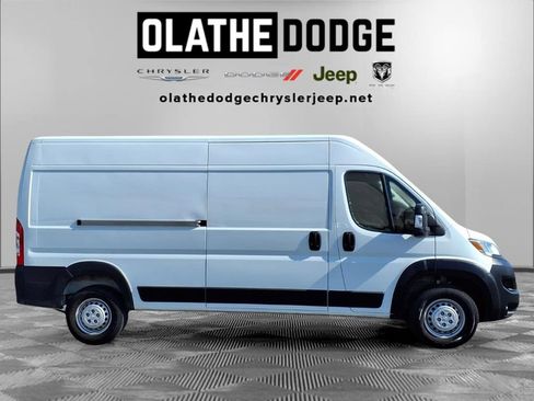 Used 2026 RAM ProMaster 2500 w/ Convenience Group FWD image 25