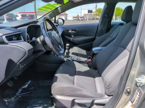 Used 2020 Toyota Corolla SE FWD image 19