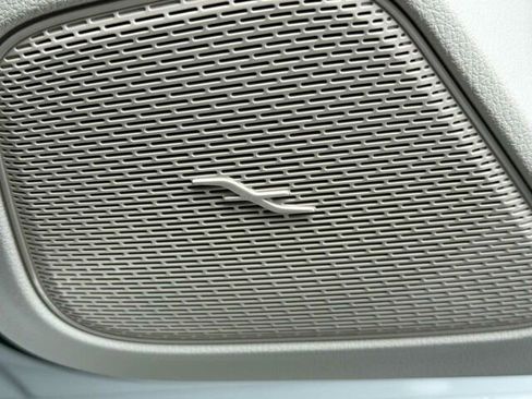 Used 2025 Mercedes-Benz GLA 250 4MATIC image 22