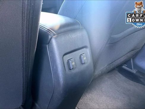 Used 2023 Nissan Kicks SV FWD image 34