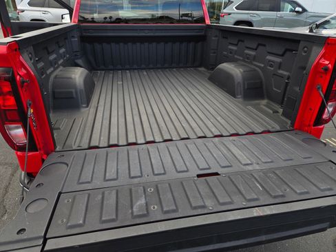 Used 2026 GMC Sierra 1500 Pro w/ Convenience Package RWD image 9
