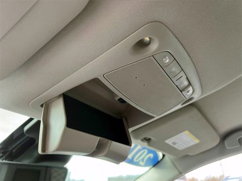 Used 2019 Nissan Rogue Sport SV w/ All-Weather Package image 34