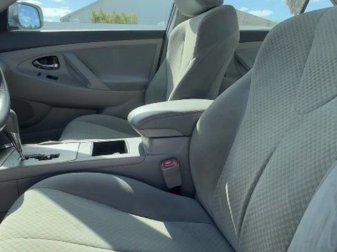 Used 2008 Toyota Camry LE FWD image 12