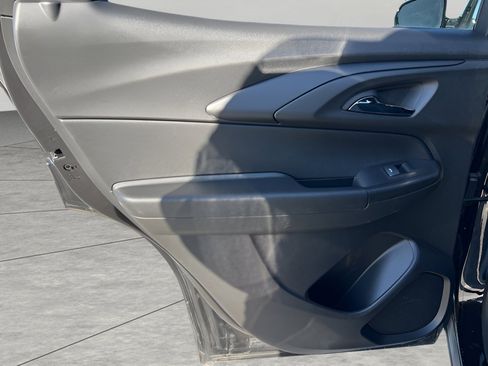 Used 2023 Chevrolet TrailBlazer ACTIV w/ Convenience Package image 28