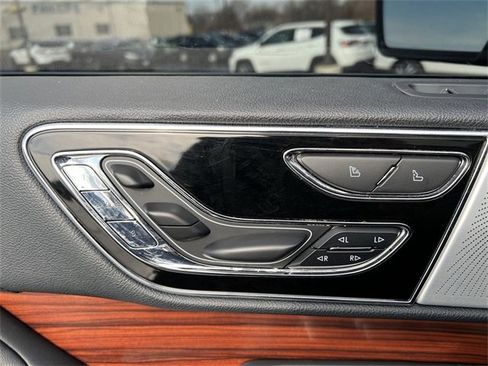 Used 2023 Lincoln Navigator L Reserve image 14