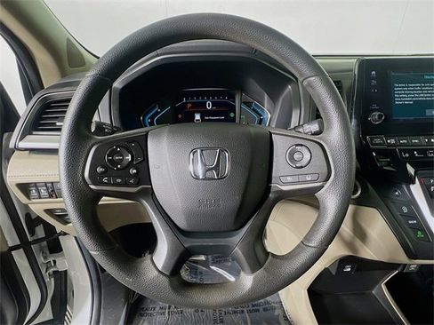 Used 2024 Honda Odyssey EX image 15