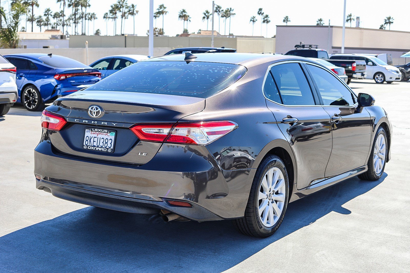 Used 2019 Toyota Camry LE w/ Carpet Mat Package FWD image 7