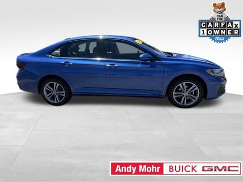 Used 2024 Volkswagen Jetta SE FWD image 13