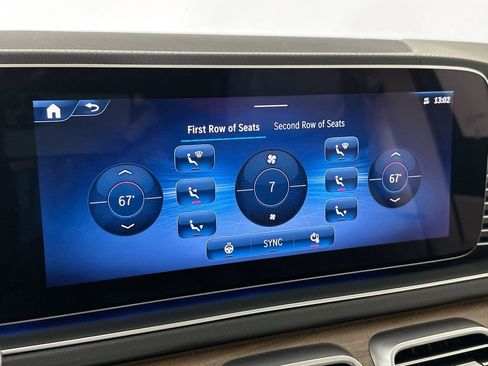 New 2026 Mercedes-Benz GLS 450 4MATIC image 16