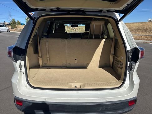 Used 2015 Toyota Highlander Limited image 35
