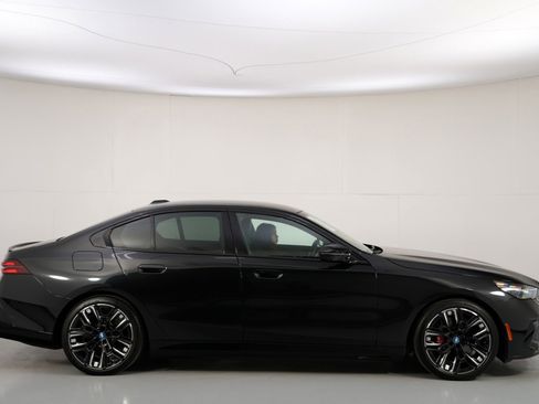 Used 2024 BMW i5 M60 w/ Premium Package image 53