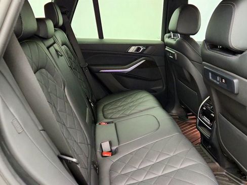 Used 2023 BMW X5 xDrive40i AWD/4WD image 22