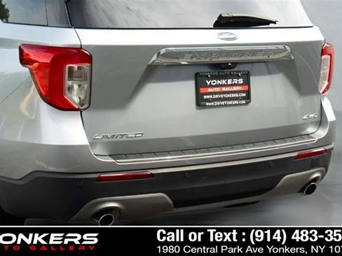 Used 2023 Ford Explorer Limited image 15