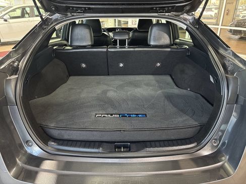 Used 2021 Toyota Prius Prime XLE w/ Carpet Mat Package (TMS) FWD image 24