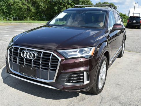Used 2020 Audi Q7 3.0T Premium Plus w/ Premium Plus Package AWD/4WD image 2
