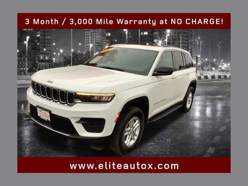 Used 2023 Jeep Grand Cherokee Laredo image 1