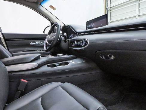 Certified 2023 Genesis GV70 2.5T w/ Select Package AWD/4WD image 13
