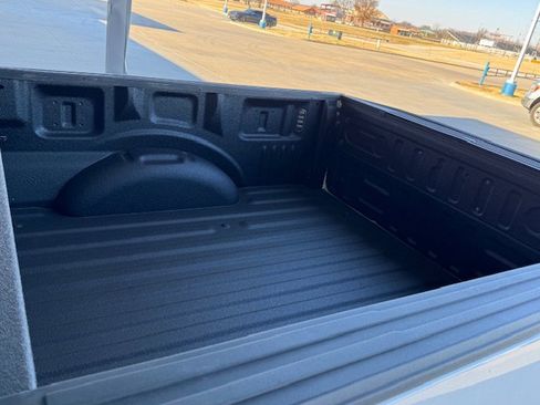 Used 2017 Ford F150 Lariat image 5