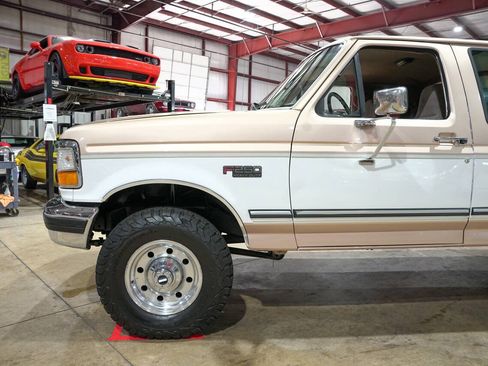 Used 1997 Ford F250 4x4 SuperCab Heavy Duty image 3
