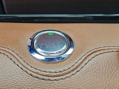 Used 2024 Lincoln Navigator Reserve AWD/4WD image 19