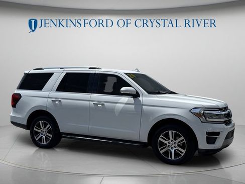 Certified 2024 Ford Expedition Limited RWD image 2